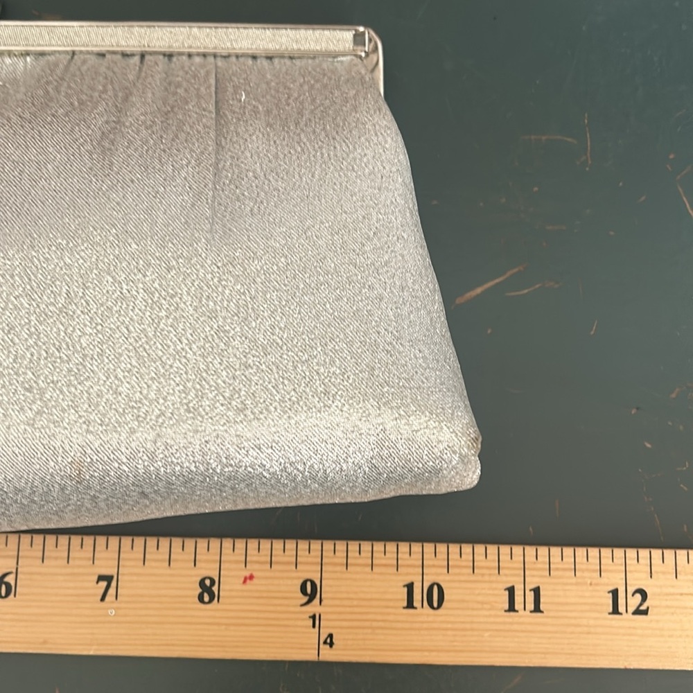 Vintage 60’s Ande’ Silver Sparkle Purse with Chain Strap - Picture 7 of 8